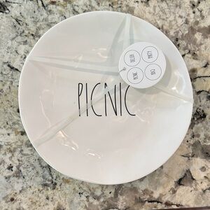 Rae Dunn 10” Melamine Plates